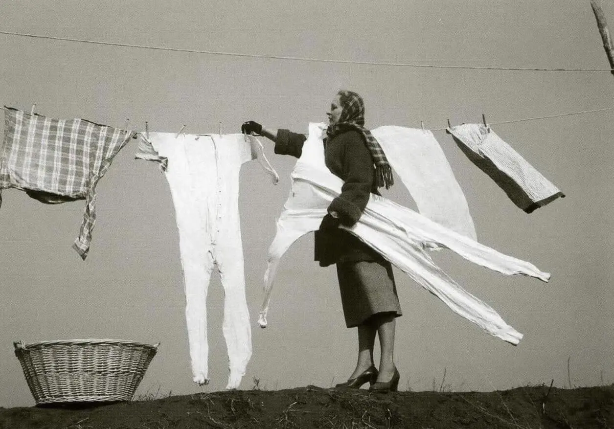 clothesline